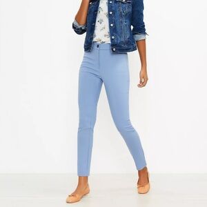 Loft Sutton skinny pants in Blue size 8